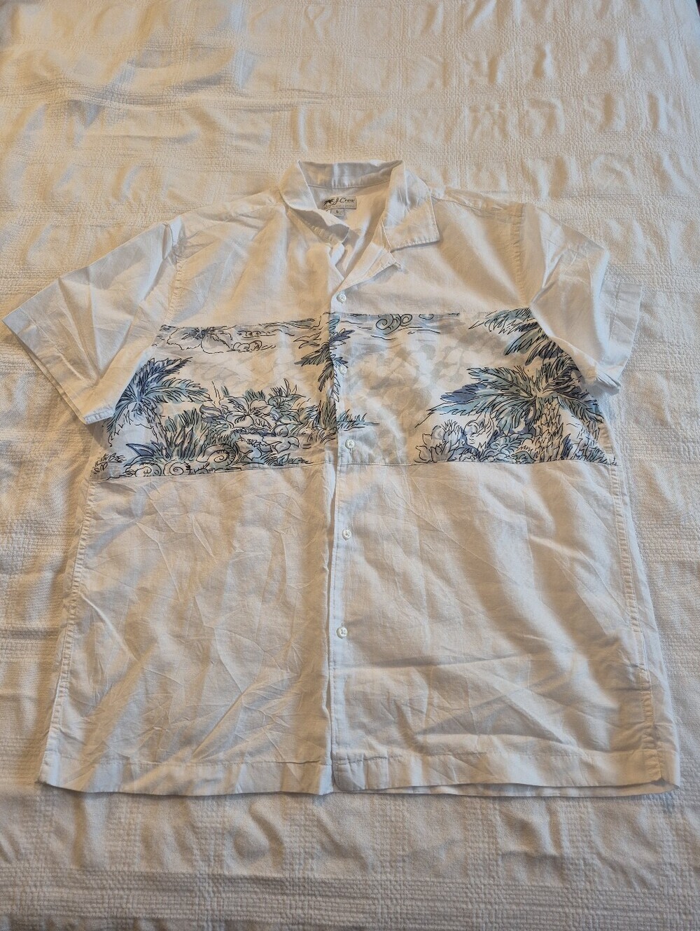 J. Crew men's size Large white short sleeve button up shirt, blue design EUC